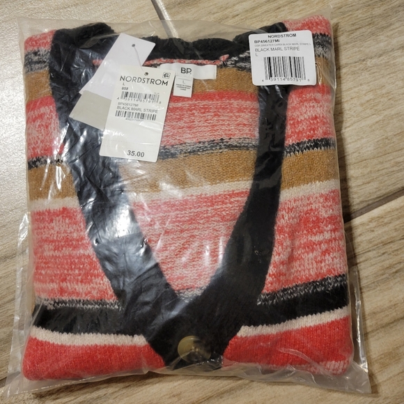 BP Crop Cardigan In Black Marl Stripe - Picture 4 of 6